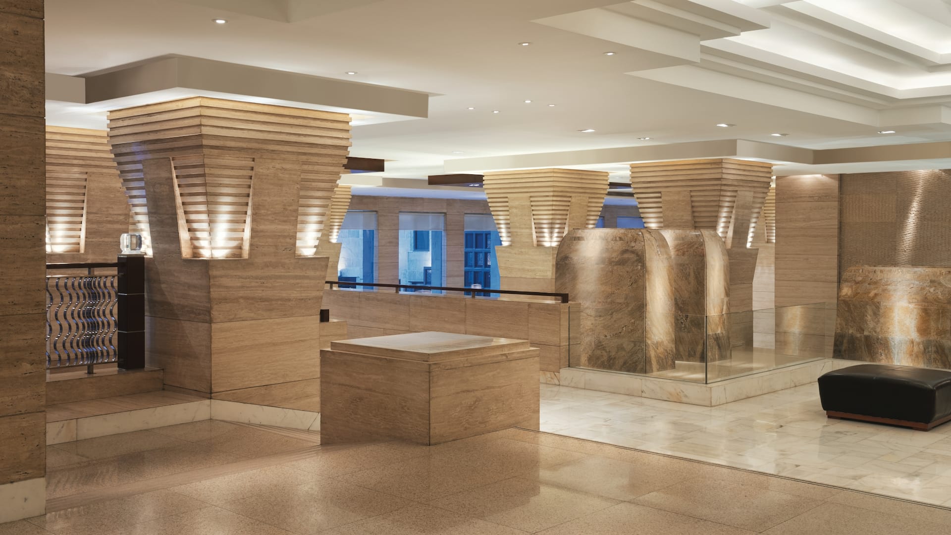 Hyatt Regency Delhi Lobby