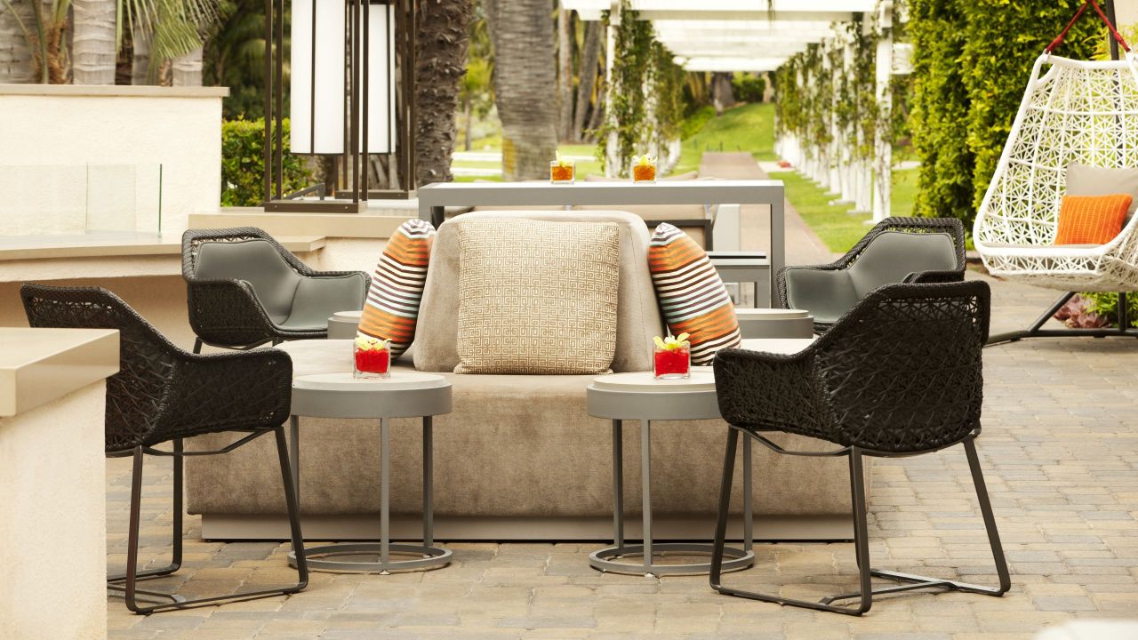 Patio Lounge