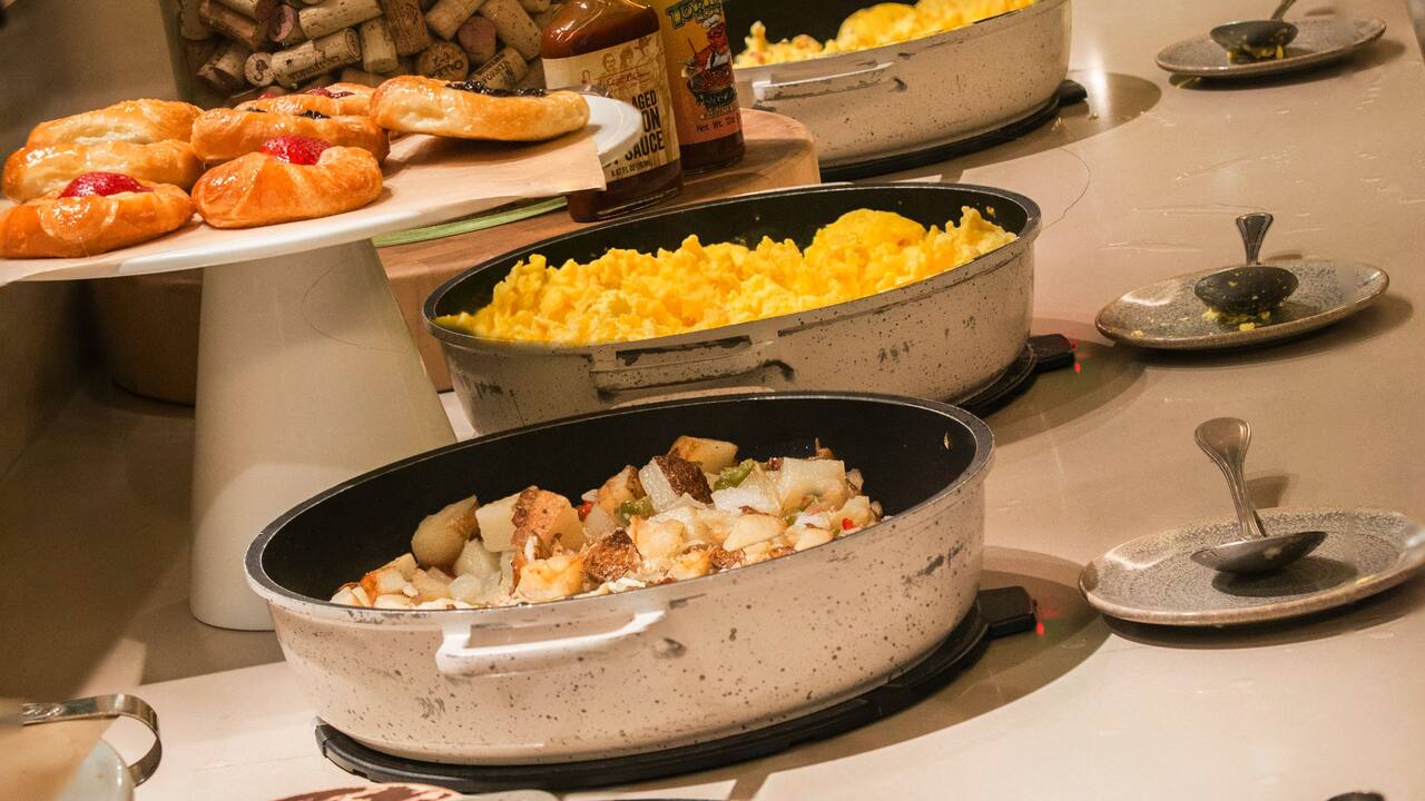 Buffet at Hyatt Regency Reston