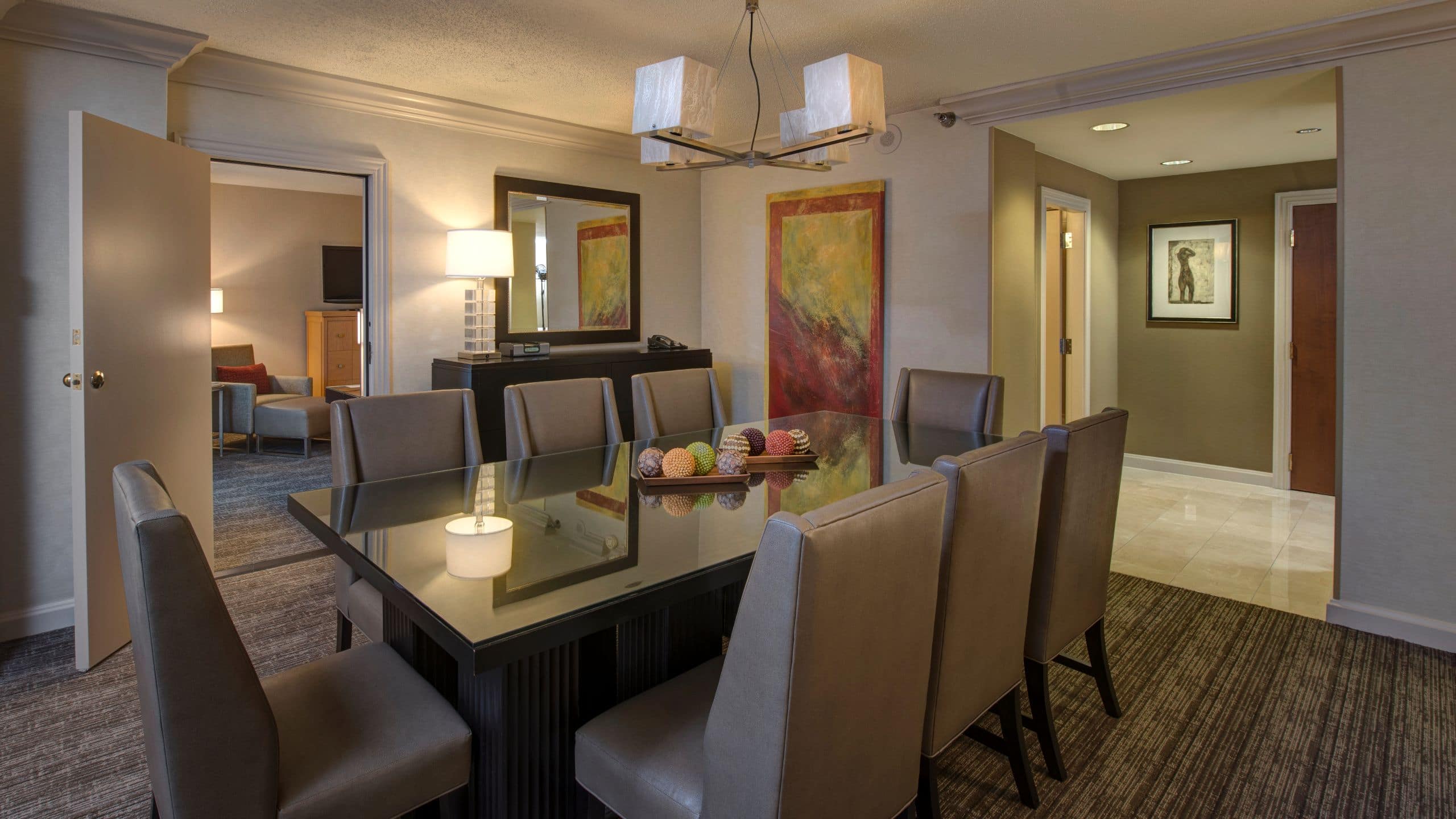 Hyatt Regency Reston Suite