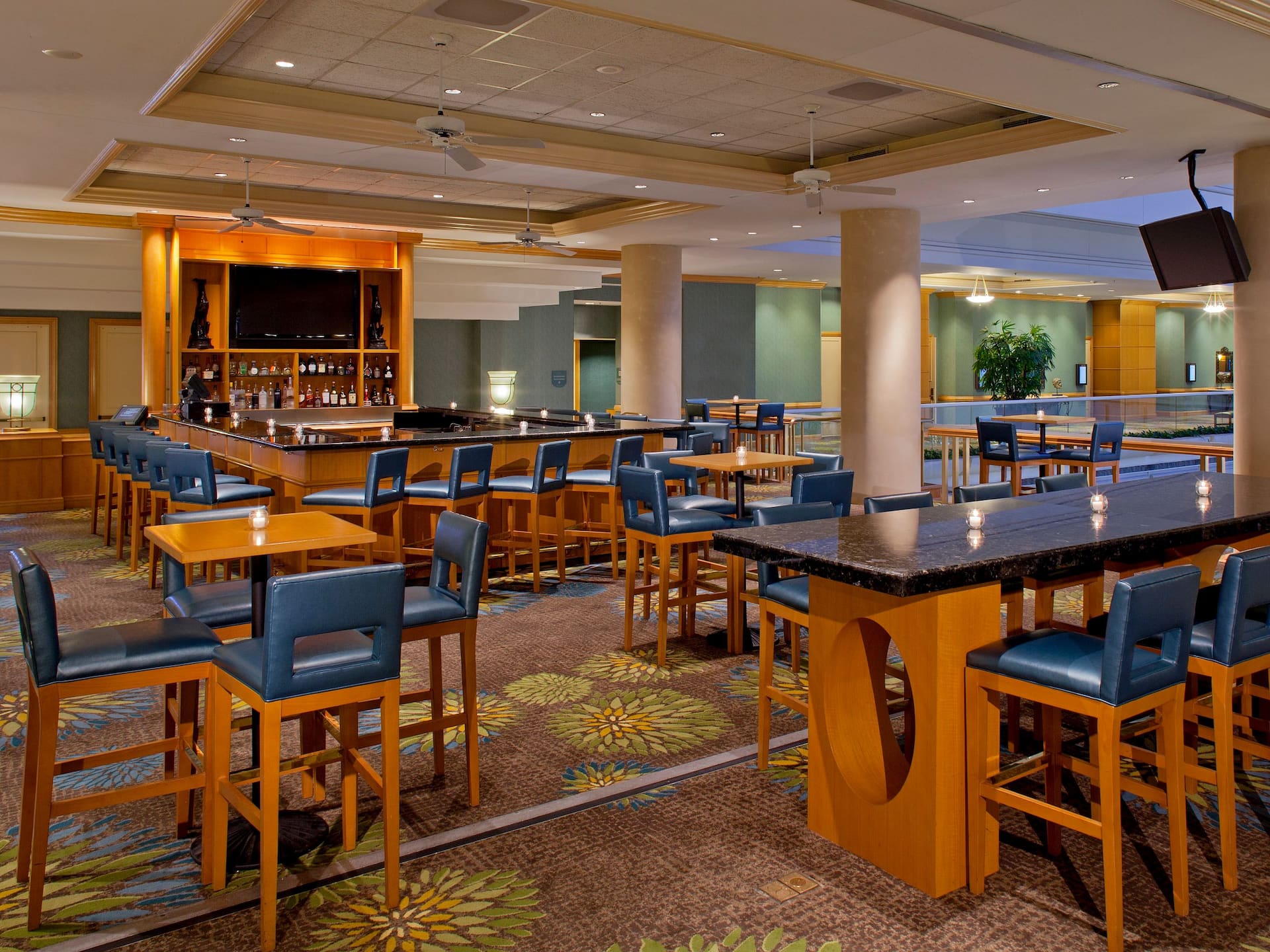 Hyatt Regency Orlando International Airport Lobby Bar