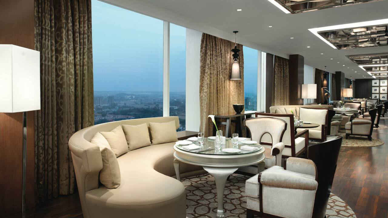Regency Club Room
