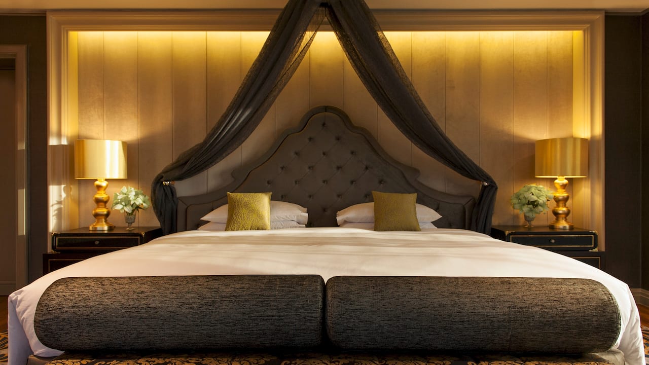 presidential suite bedroom