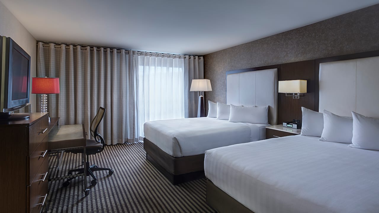 Queen ADA room