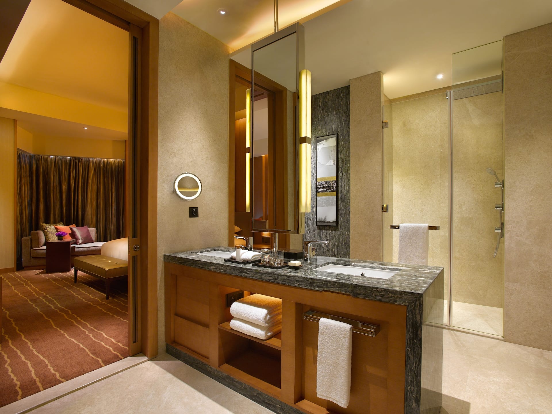 Hyatt Regency Guiyang Regency Suite Bathroom