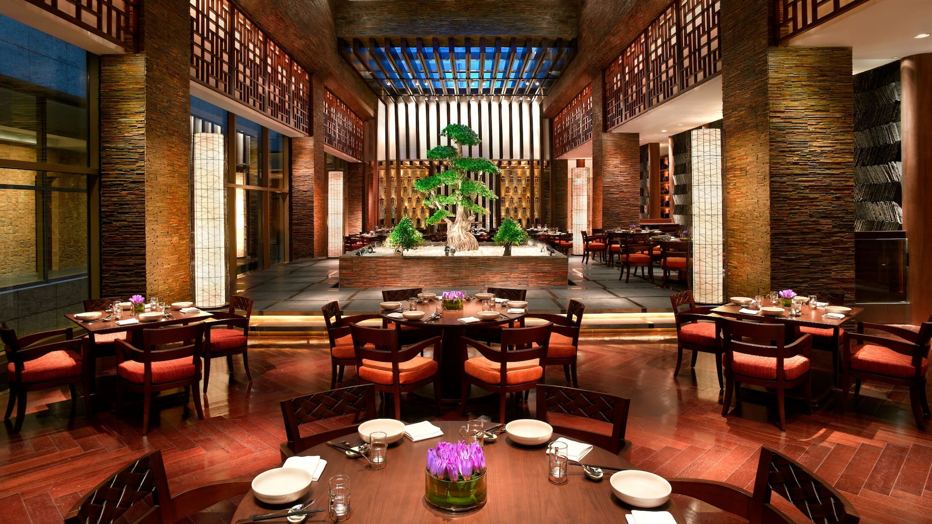 Hyatt Regency Guiyang 7 Zhongtian Road 1