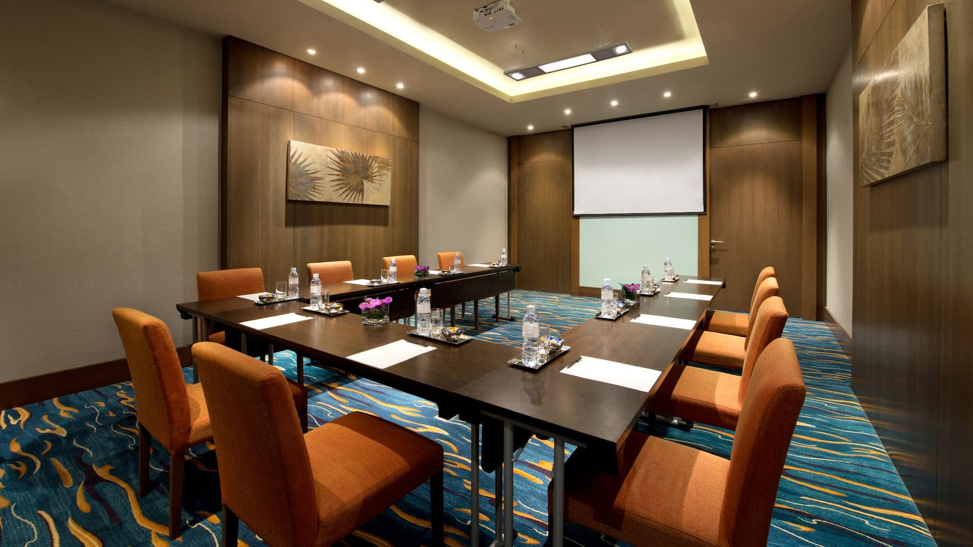 1 จาก 2 Hyatt Regency Phuket Resort Boardroom