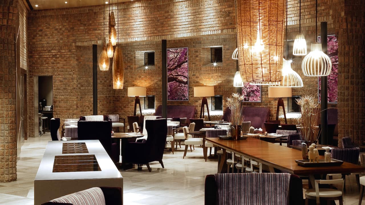 OneNINEone Restaurant