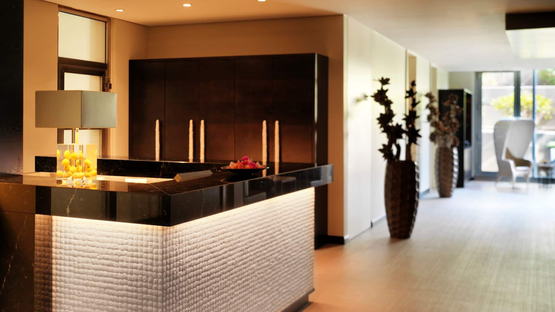 Reception in the spa area of Club Olympus Spa and Fitness at Hyatt Regency Mainz