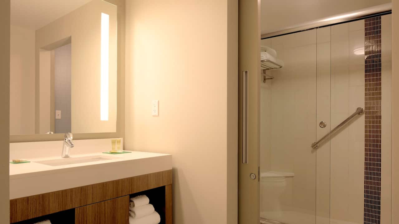 Next-Gen Series 4 Bathroom photo