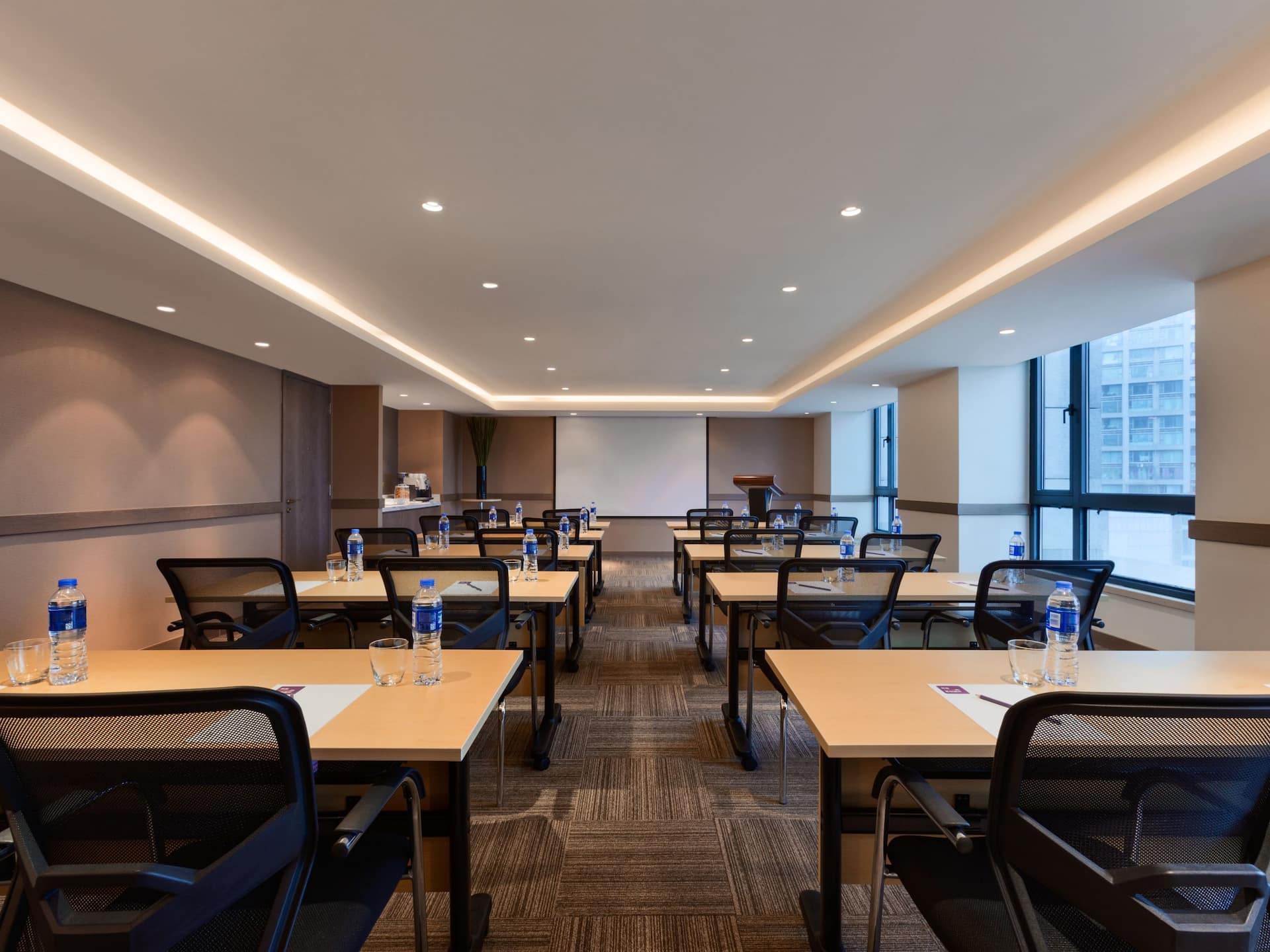 Hyatt Place Shenzhen Dongmen Meeting Room Classroom