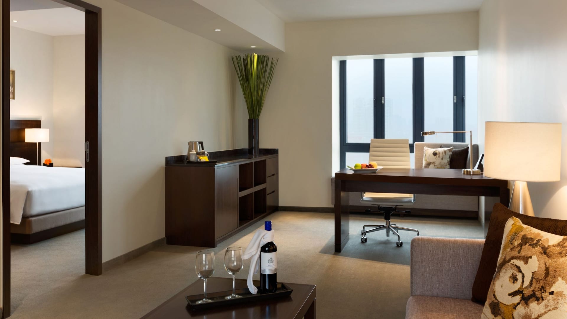Hyatt Place Shenzhen Dongmen Suite