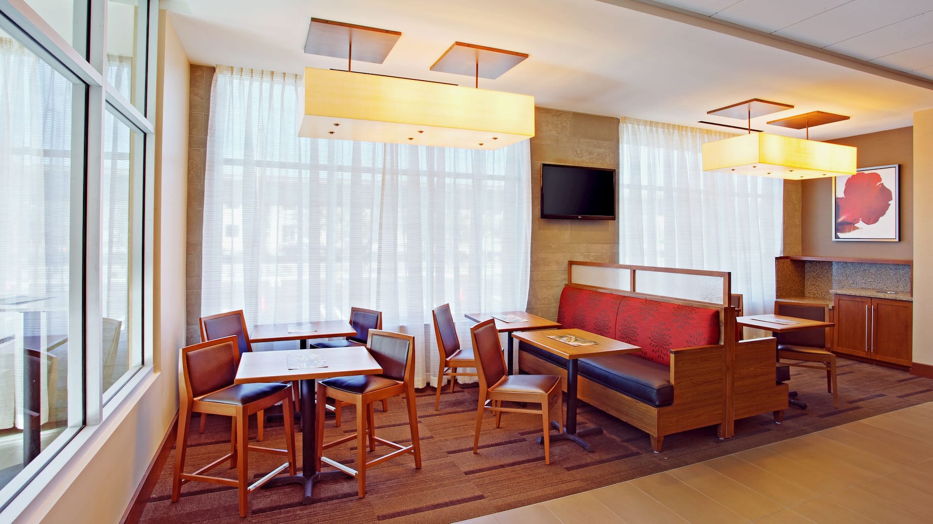 Hyatt Place Los Angeles/LAX/El Segundo Sunroom