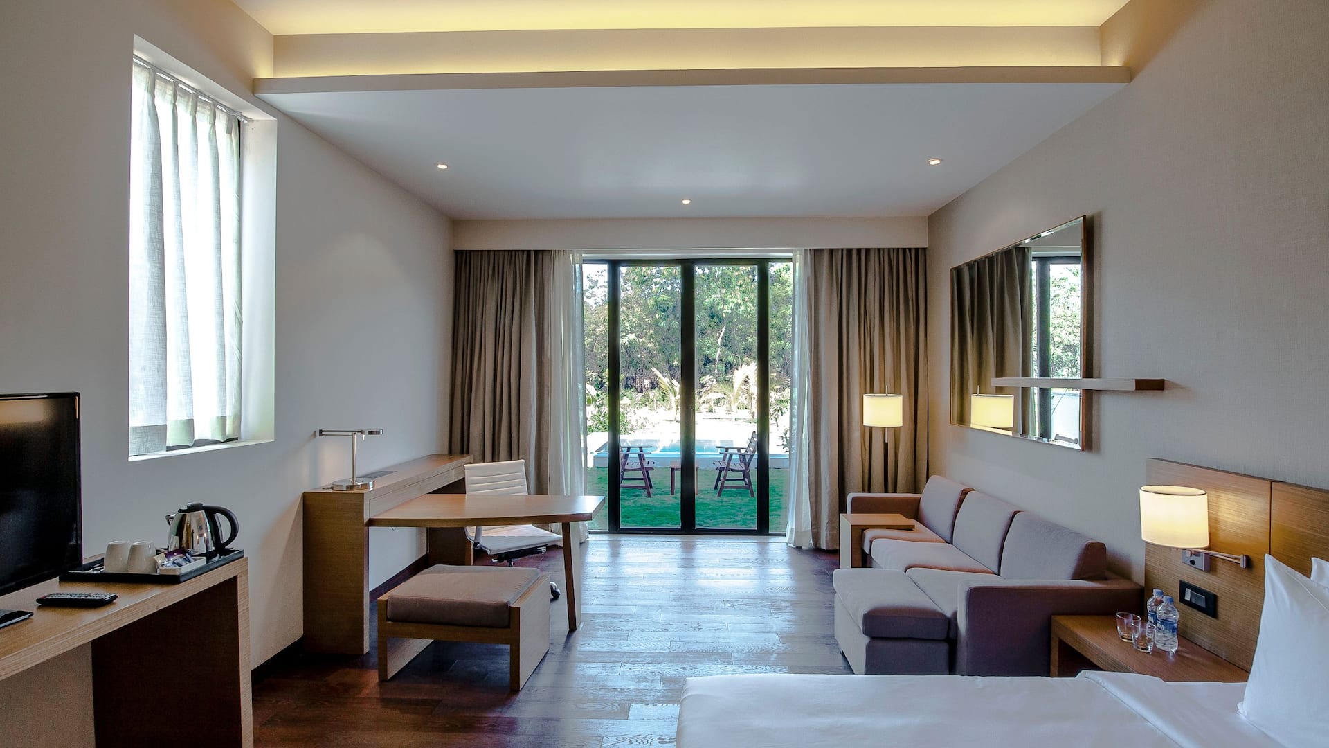 Hyatt Place Hampi Specialty King Guestroom