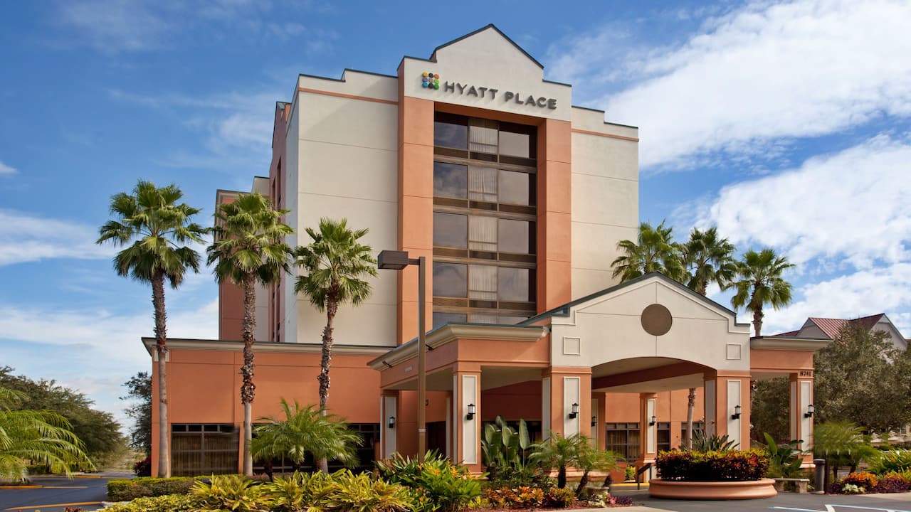 Exterior of Hyatt Place Orlando / Convention Center during the day.
