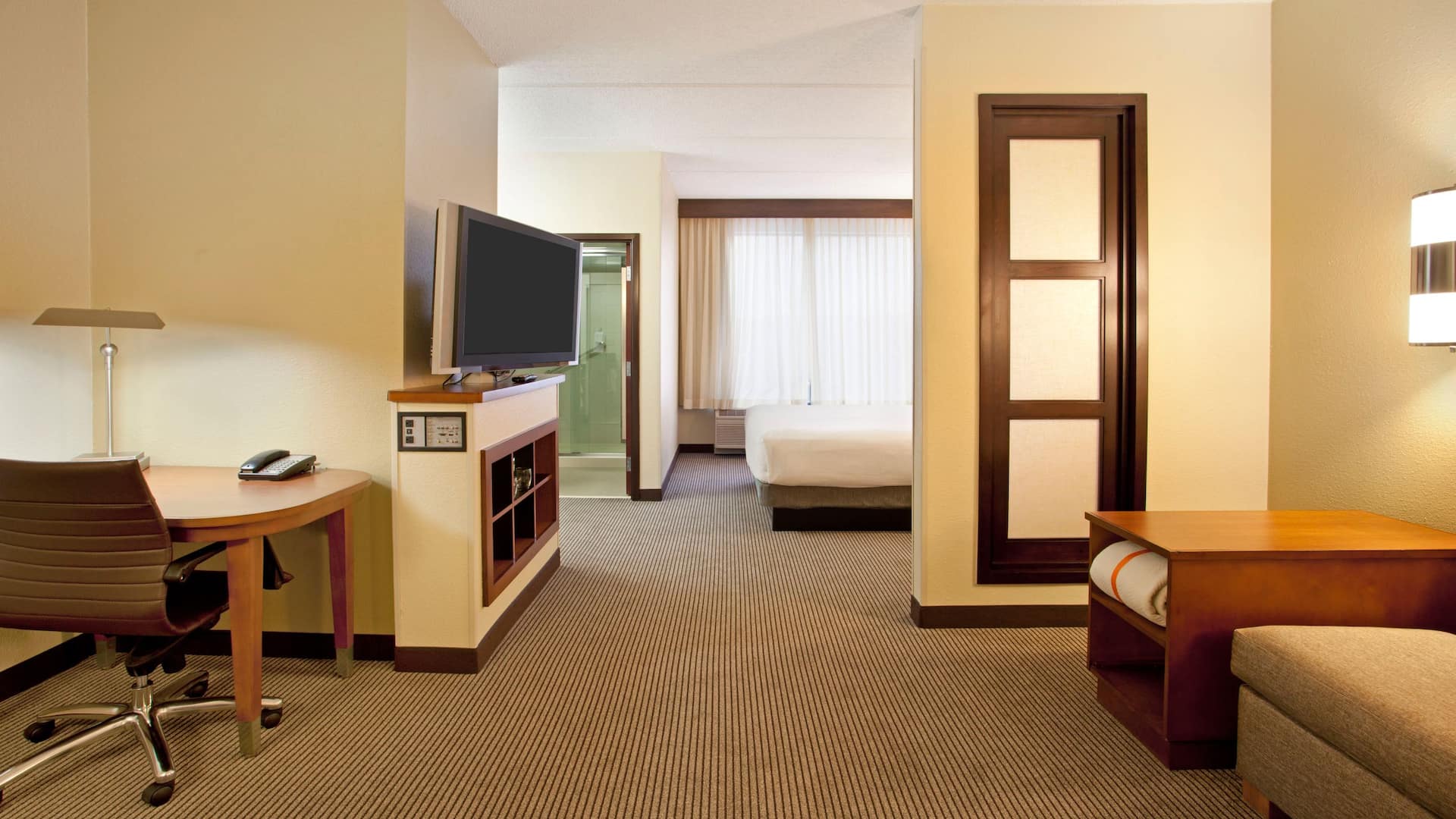 Hyatt Place Atlanta Airport-North Guest King