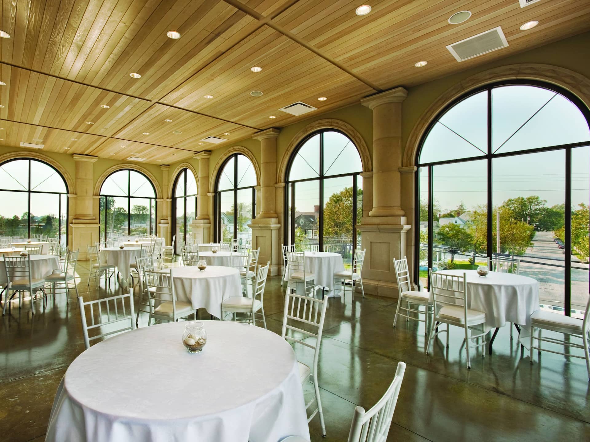 Hyatt Place Long Island/East End Ballroom Social