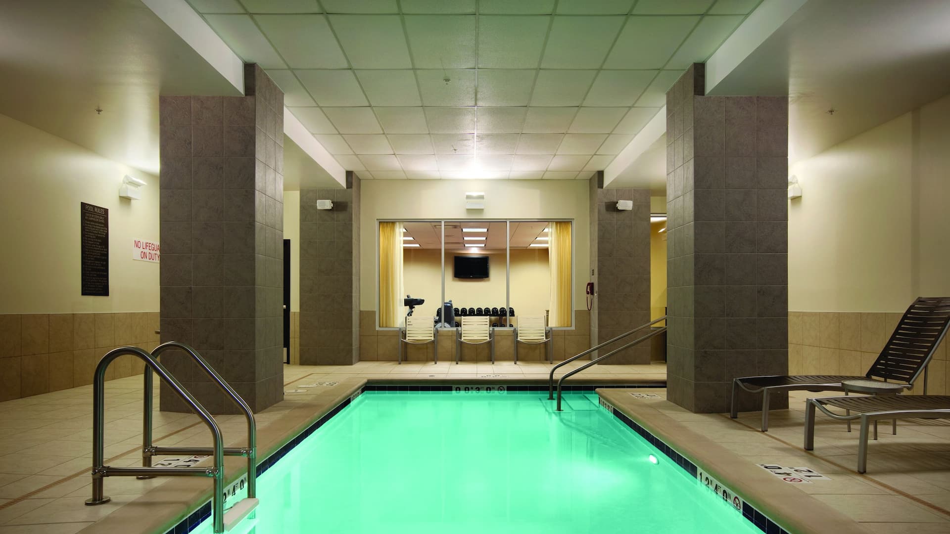 Hyatt Place Des Moines/Downtown Indoor Pool