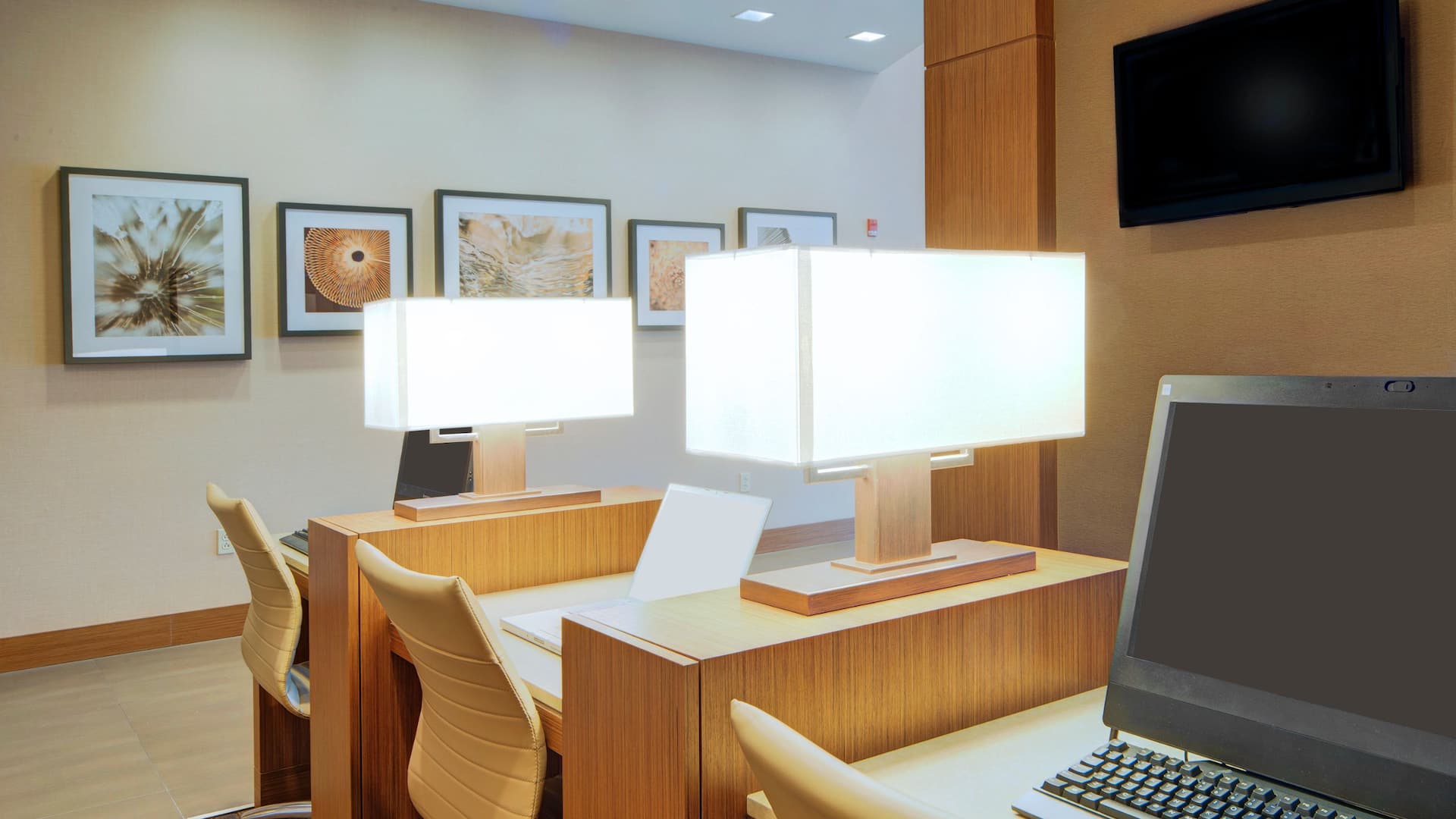 Hyatt Place Pensacola Airport E Room