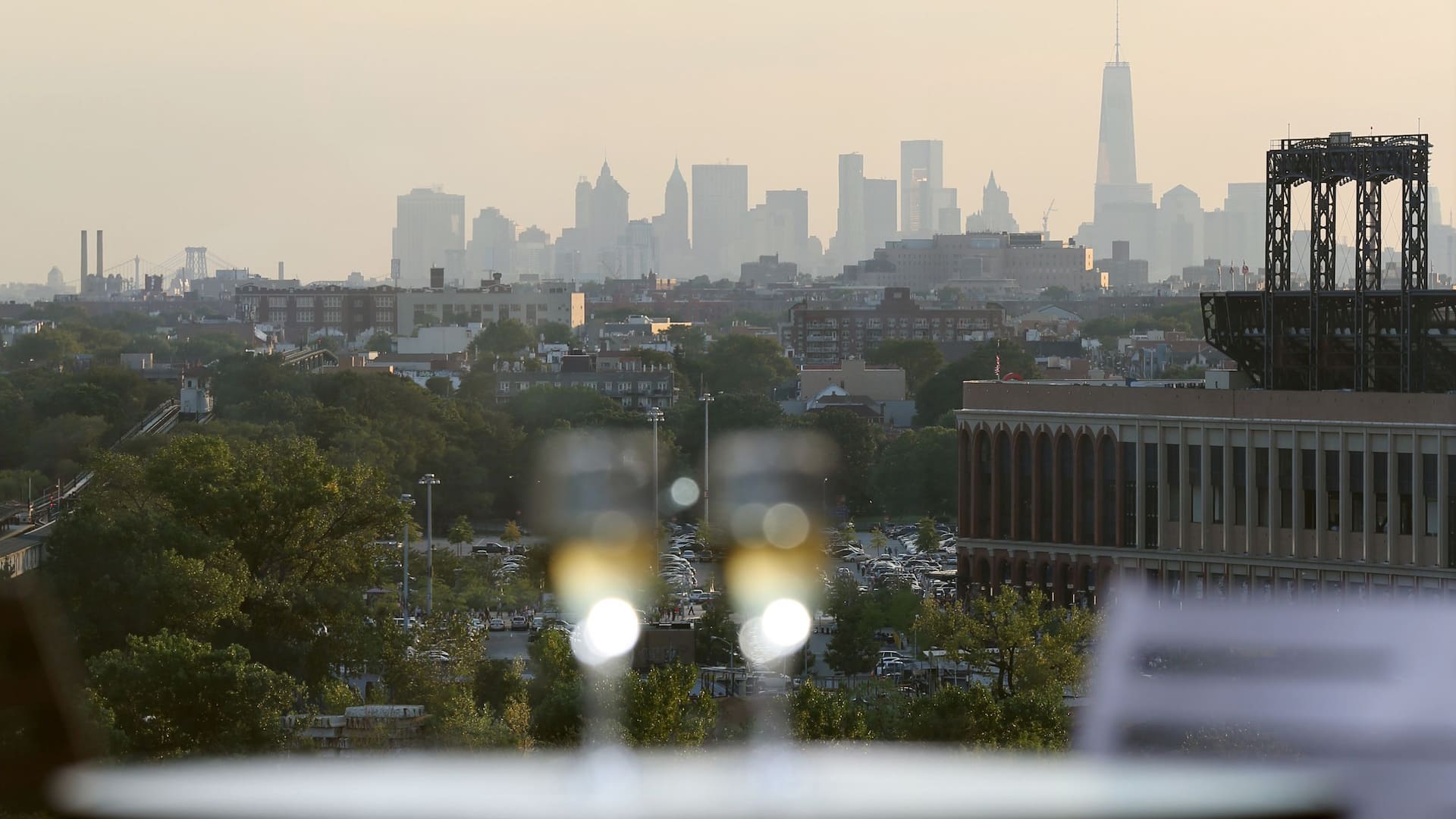 Hyatt Place Flushing/LaGuardia Airport City View Wine