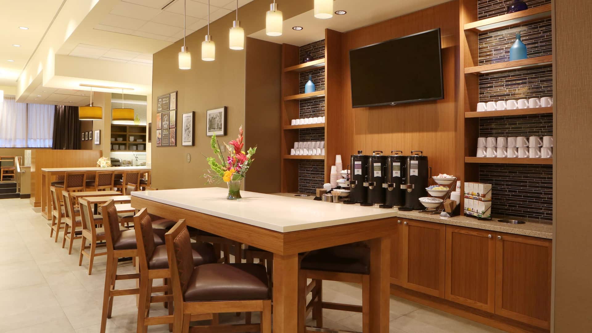 Hyatt Place Flushing/LaGuardia Airport Lobby Coffee