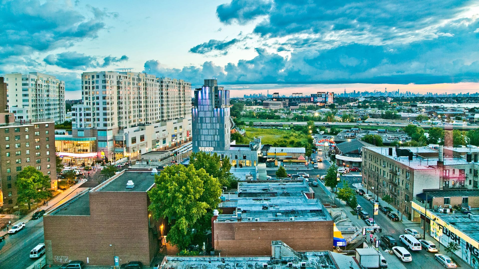 Hyatt Place Flushing/LaGuardia Airport Roof Top View