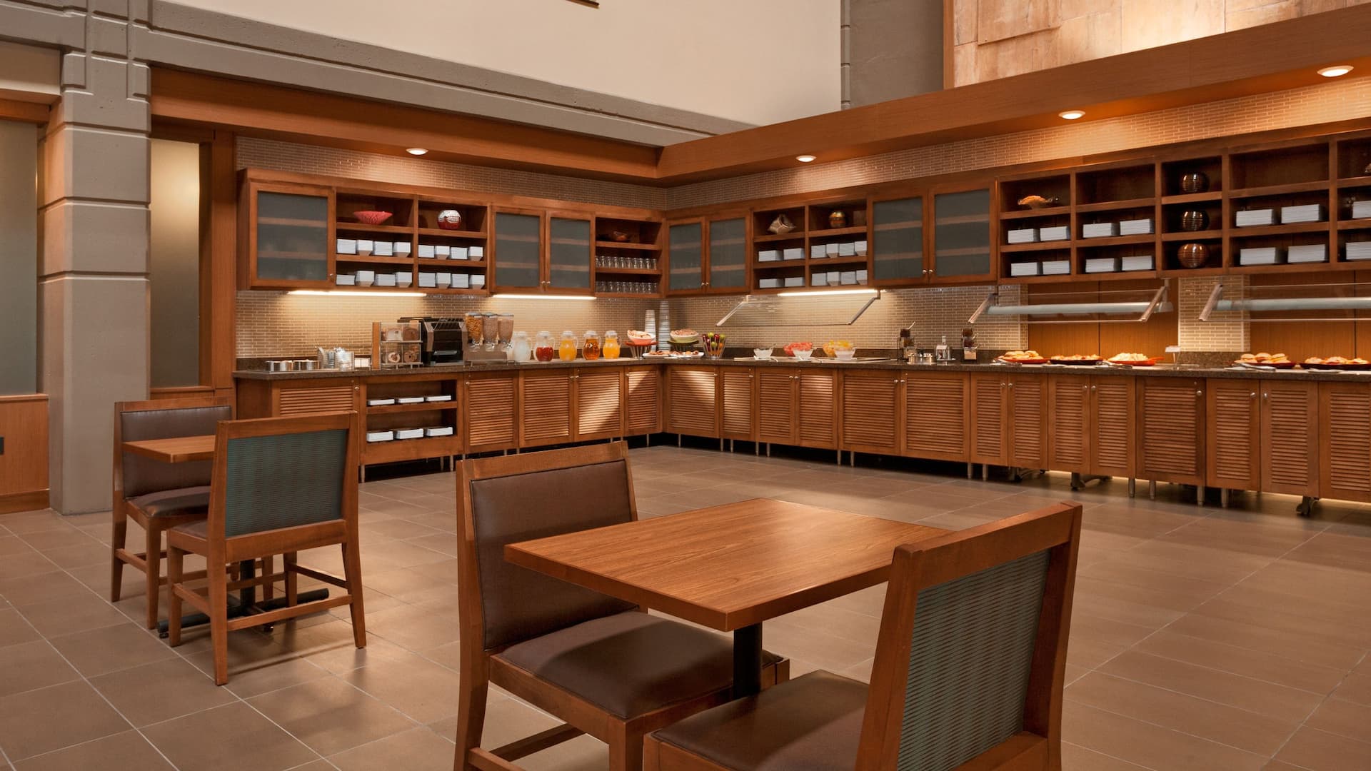 Hyatt Place Minneapolis/Downtown Gallery Setup