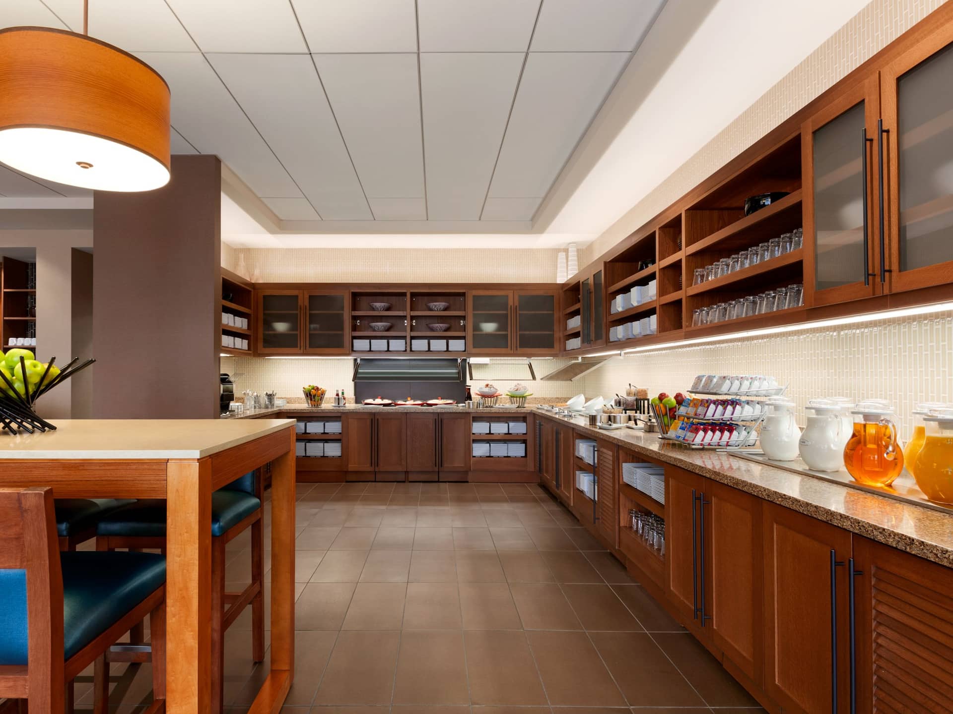 Hyatt Place Omaha/Downtown-Old Market Gallery Breakfast Buffet