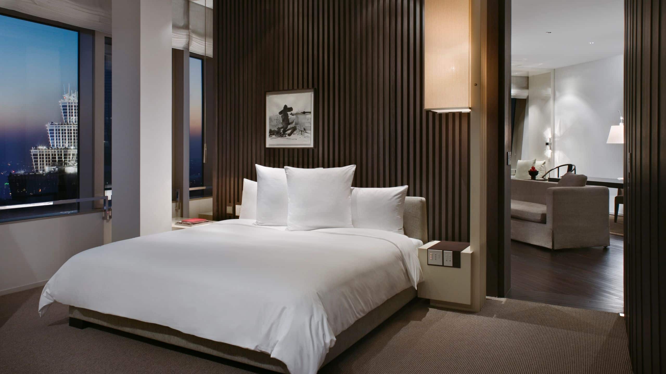 Park Hyatt Shanghai Suite bedroom