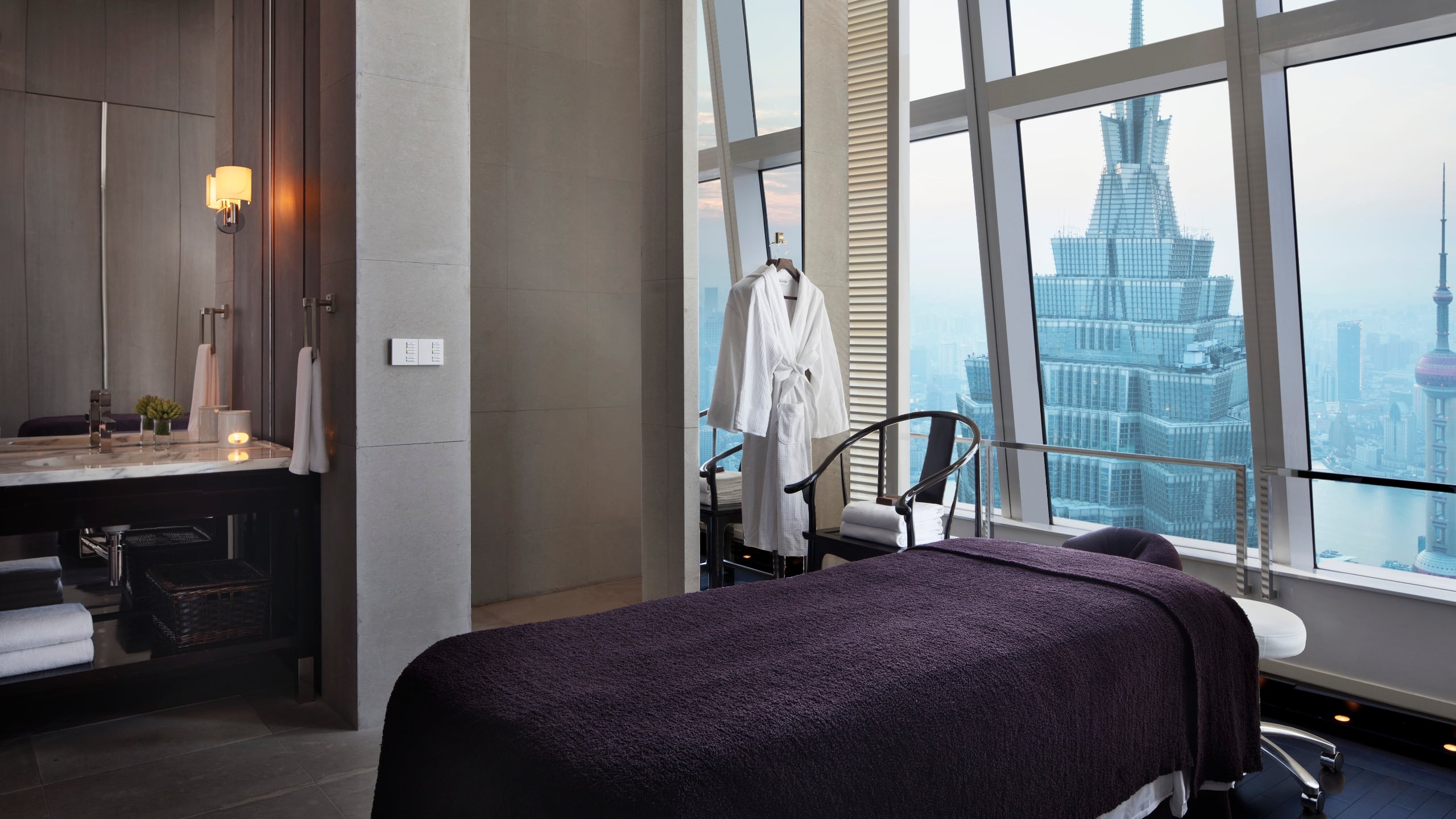 Park Hyatt Shanghai Spa Treatments Room