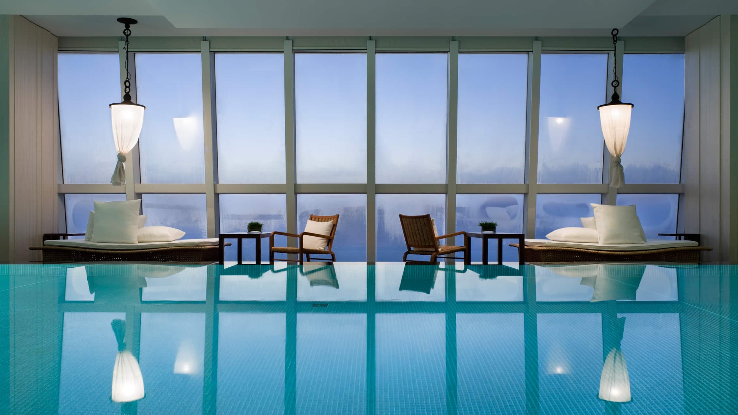 Park Hyatt Shanghai Infinity Pool