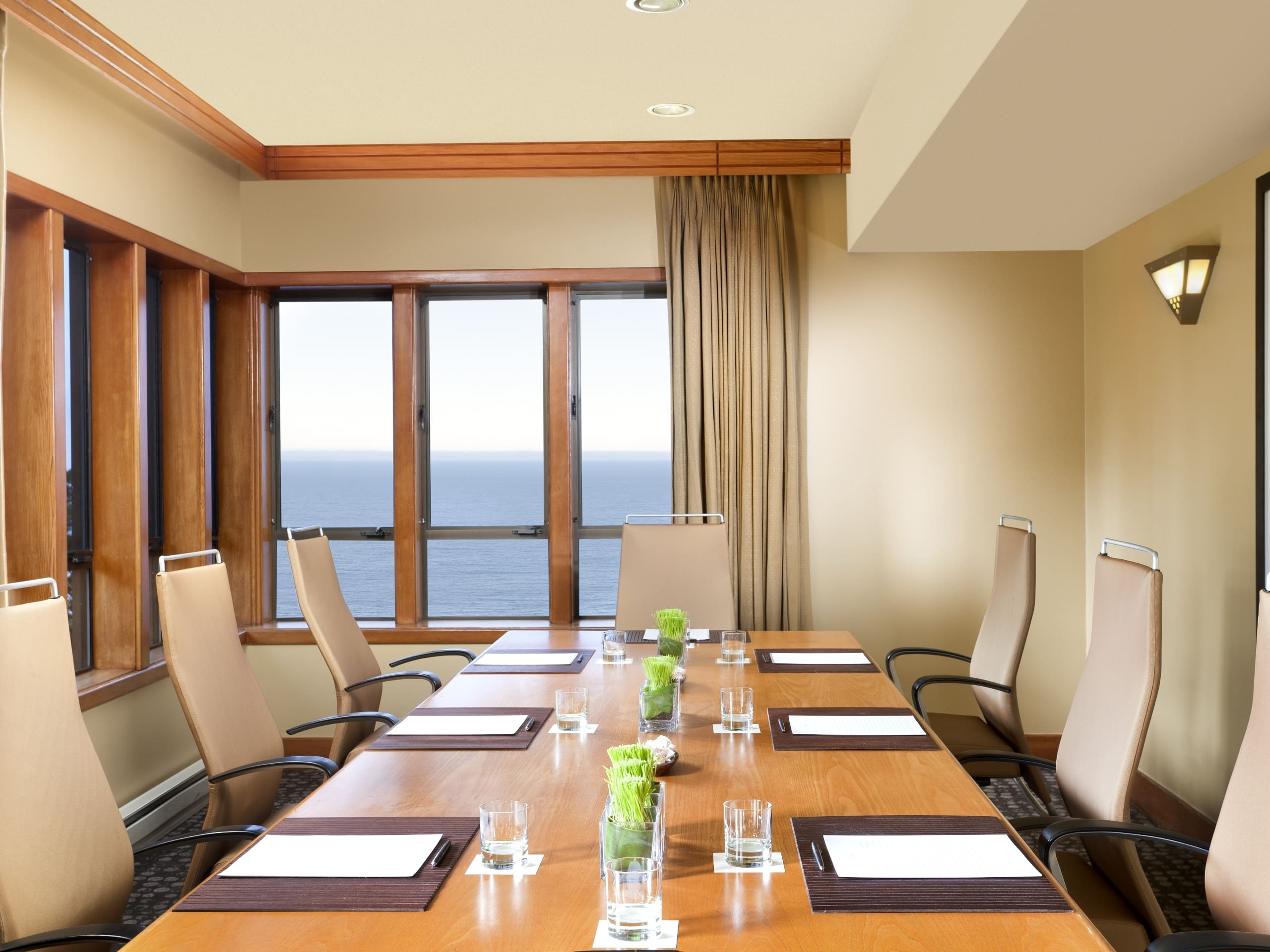 Hyatt Carmel Highlands, Overlooking Big Sur Coast & Highlands Inn, A Hyatt Residence Club Monarch Meeting