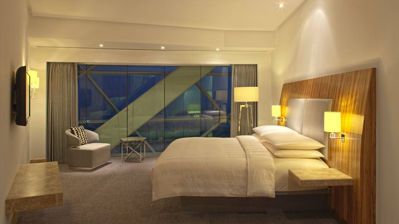 Deluxe Bedroom