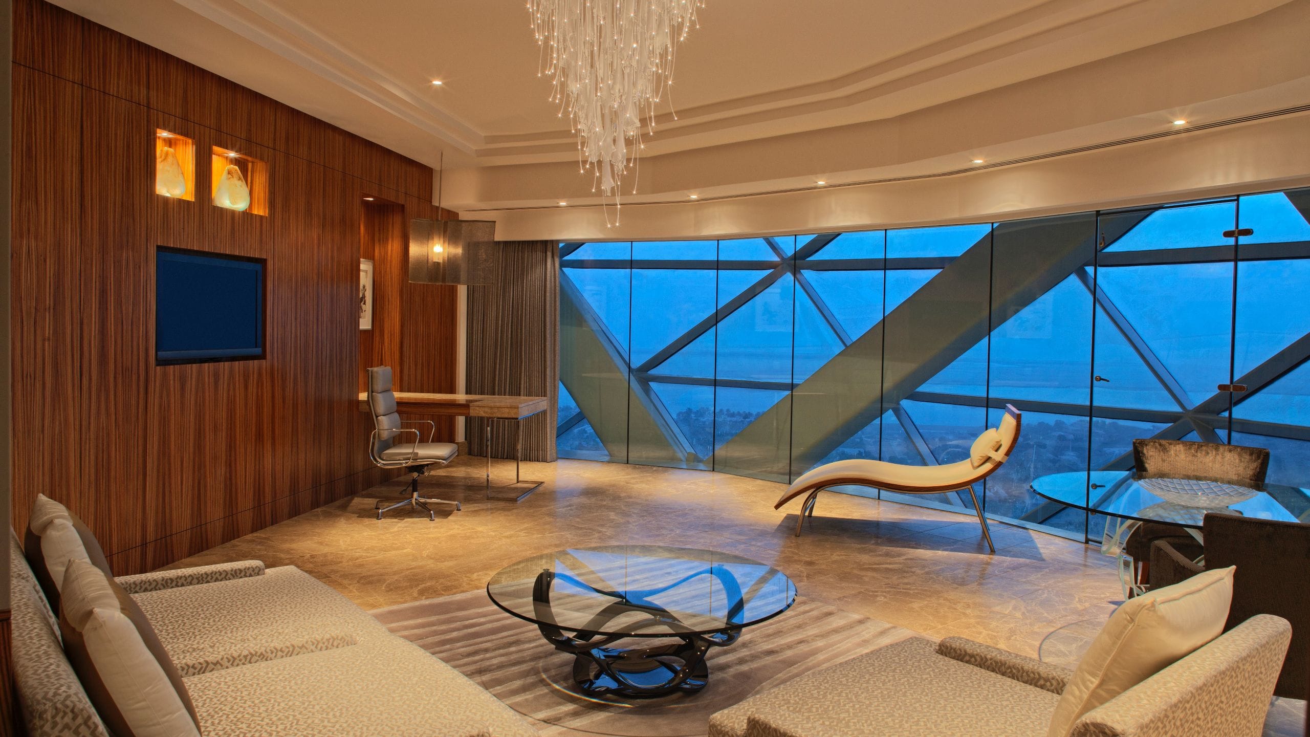 Andaz Capital Gate, Abu Dhabi Executive Suite Lounge