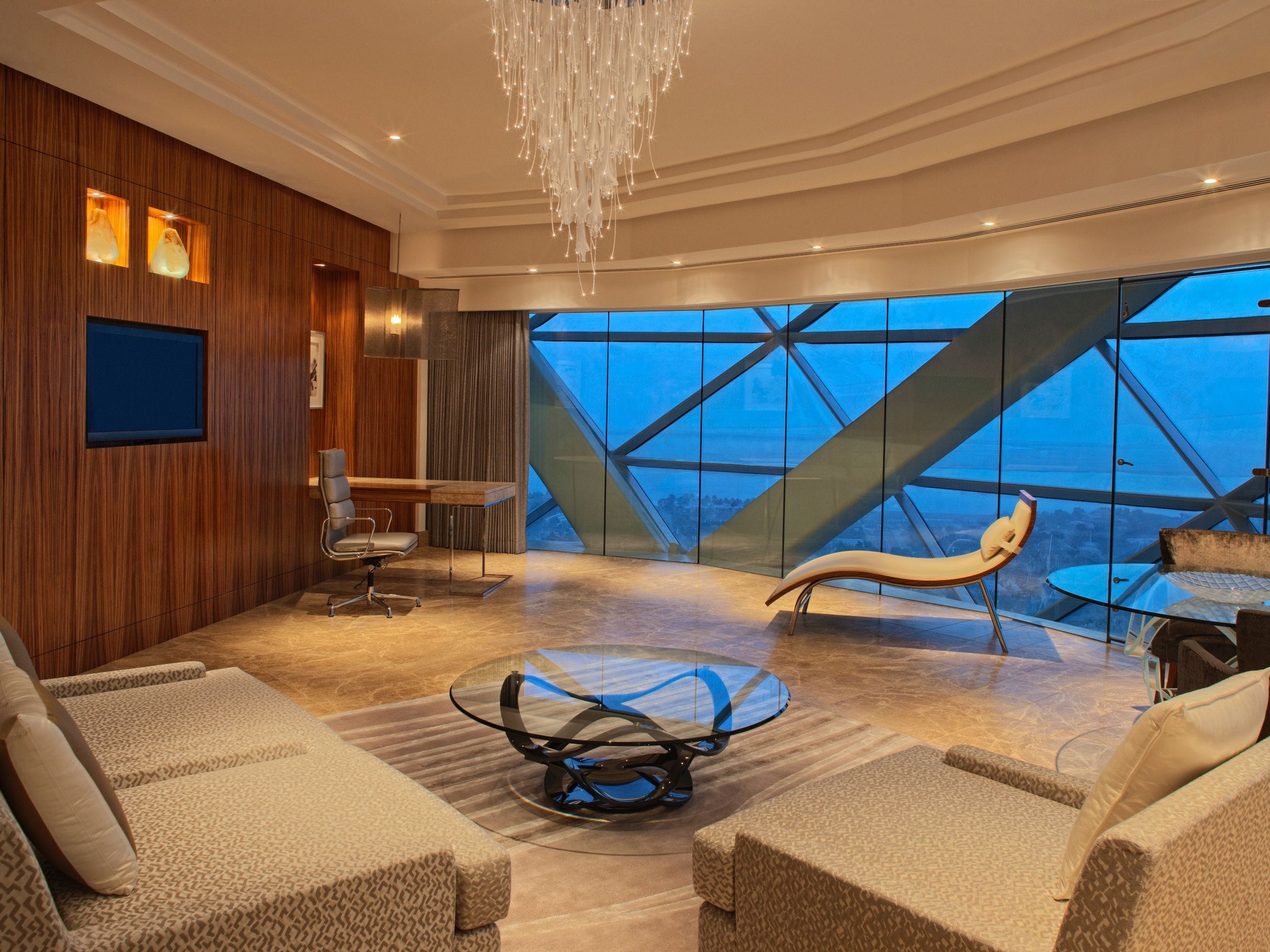 Andaz Capital Gate, Abu Dhabi Executive Suite Lounge
