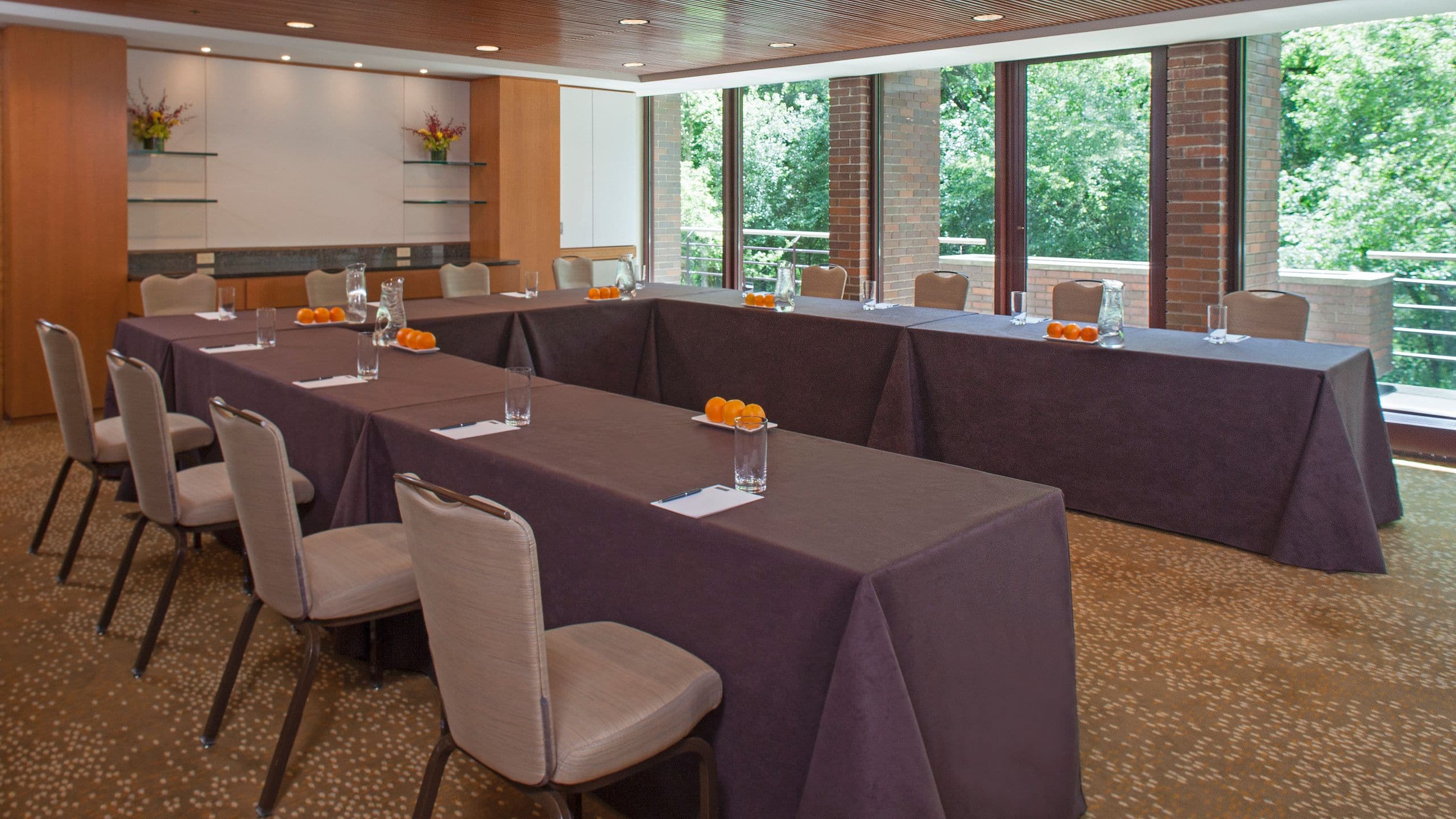 3 of 3 Hyatt Lodge Oak Brook Chicago Tack Room U Shape