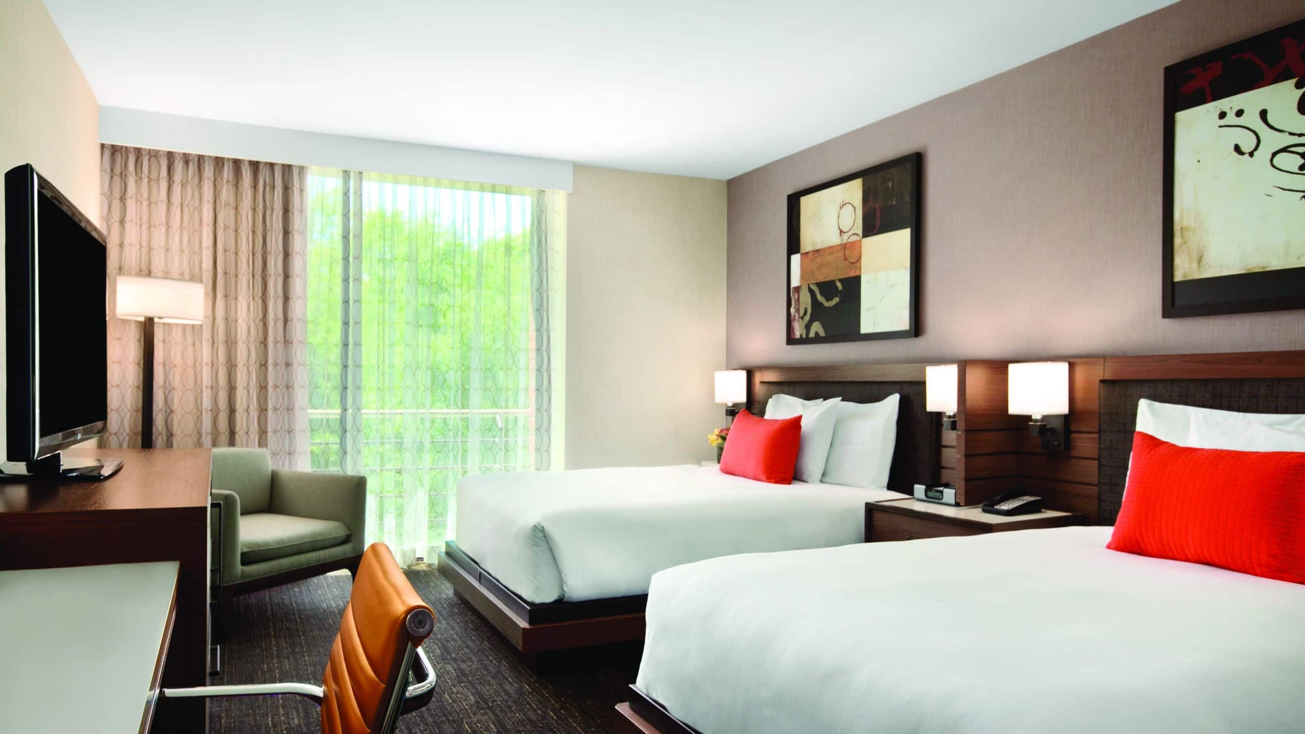 Hyatt Lodge Oak Brook Chicago Double Queen Guestroom