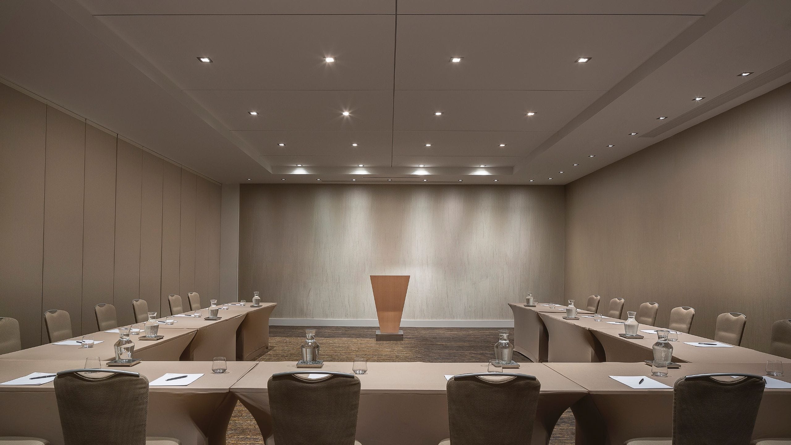 Hyatt Centric Midtown Atlanta Avalon U-Shape