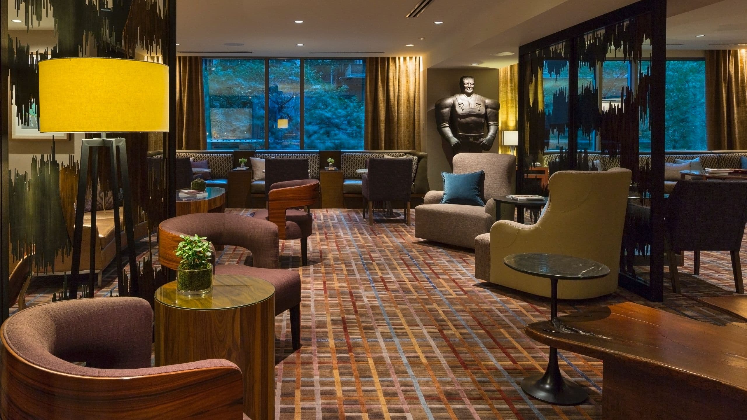 Hyatt Centric Chicago Magnificent Mile Lobby