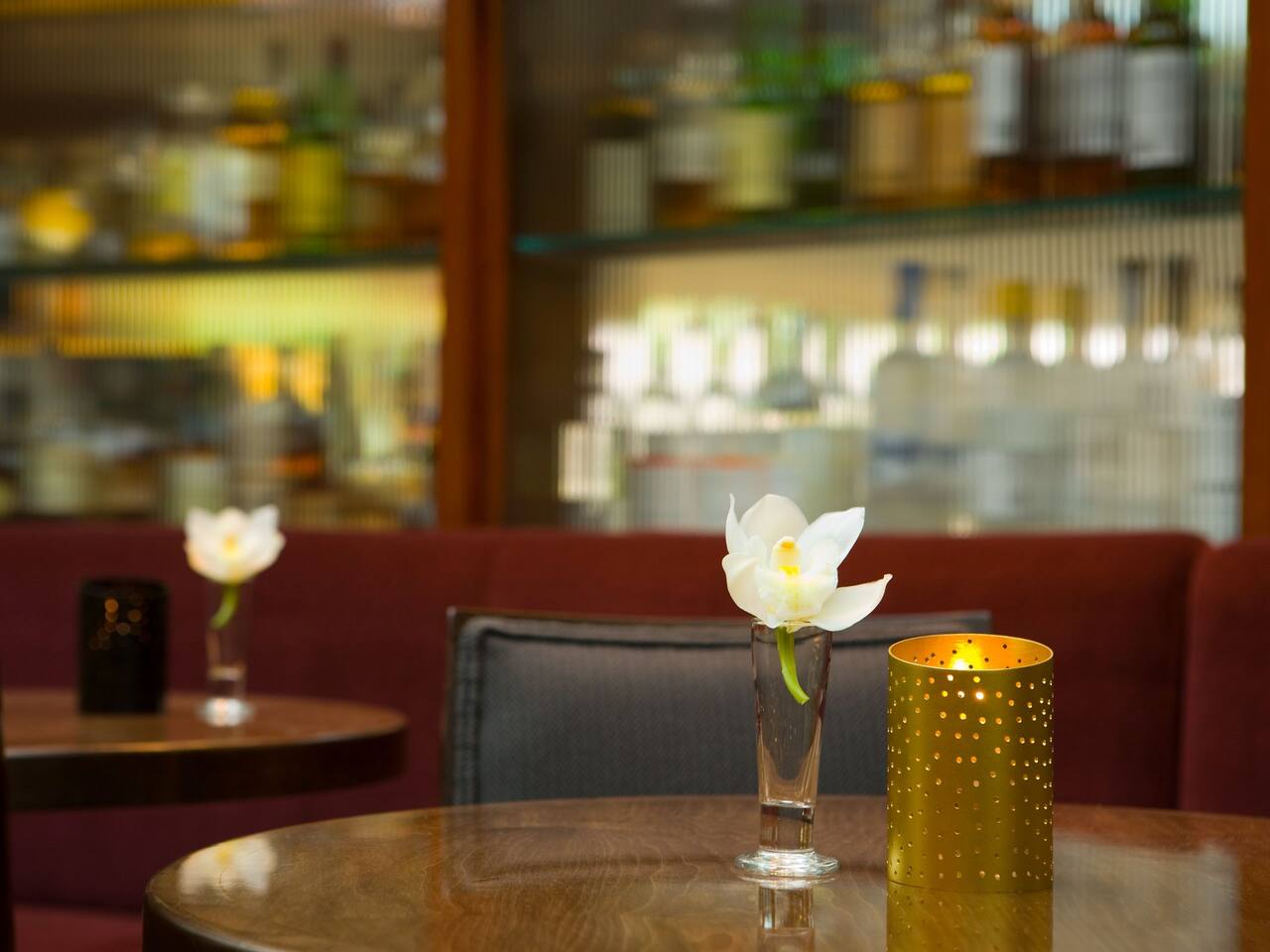Bar Detail