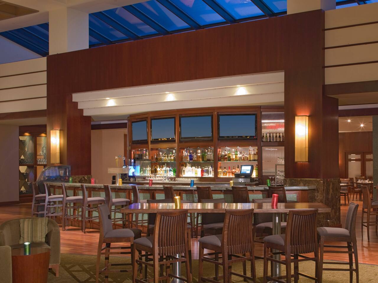 Inviting Herndon Restaurants Near Dulles International Airport | Hyatt ...