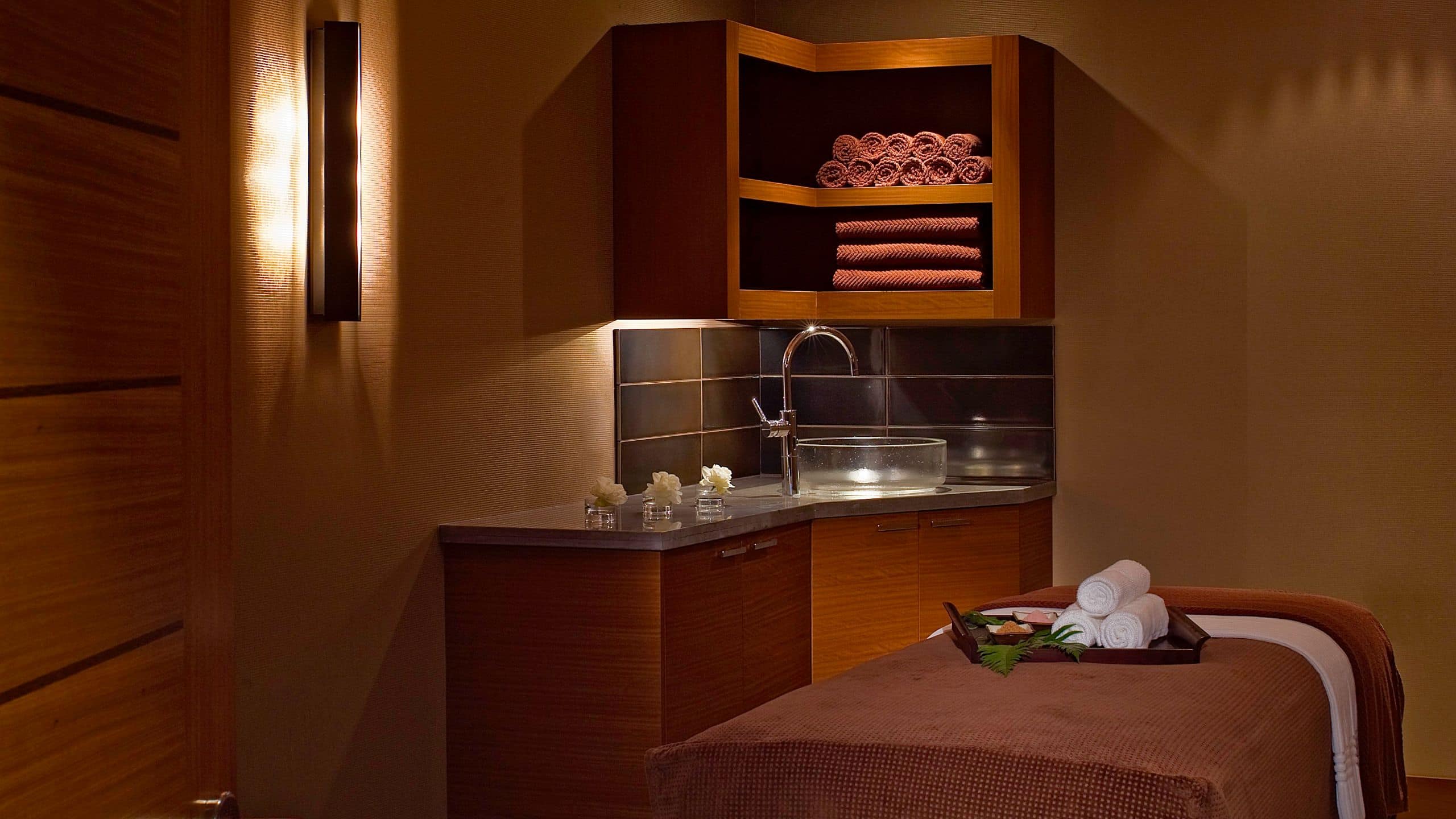 Seattle Spa | Elaia Spa Treatments | Hyatt at Olive 8