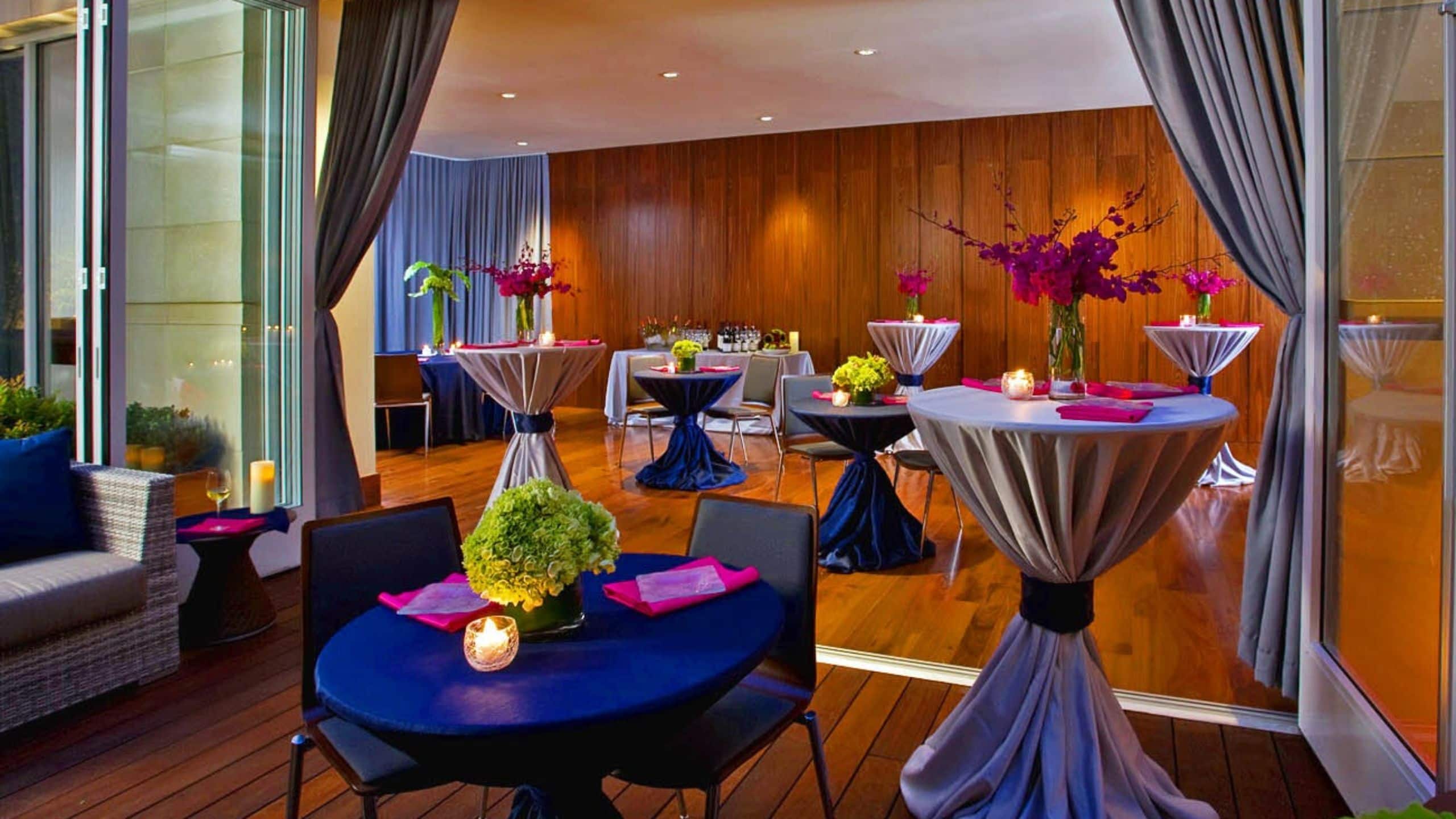 Hyatt Centric The Pike Long Beach Club Room Social