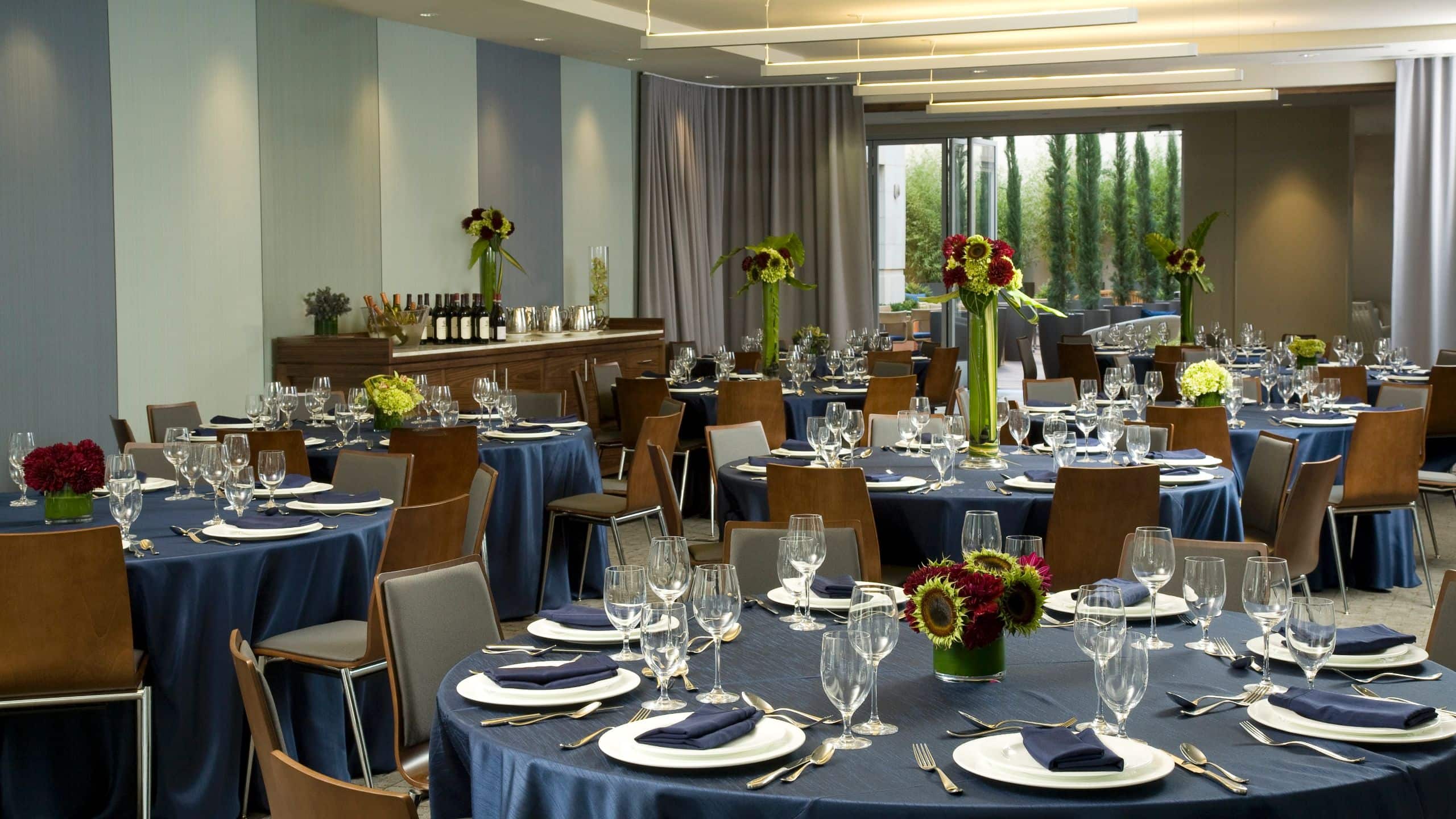 Hyatt Centric The Pike Long Beach The Gallery Social