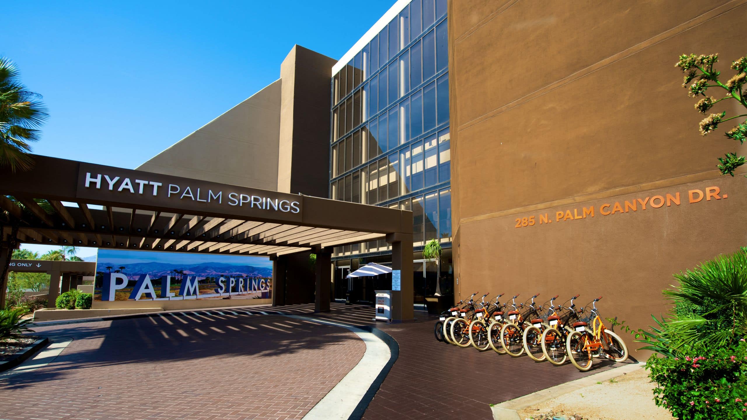 Hyatt Palm Springs Entrance