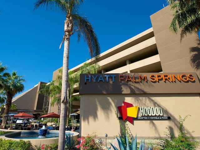 Downtown Palm Springs Hotel in Coachella Valley | Hyatt Palm Springs