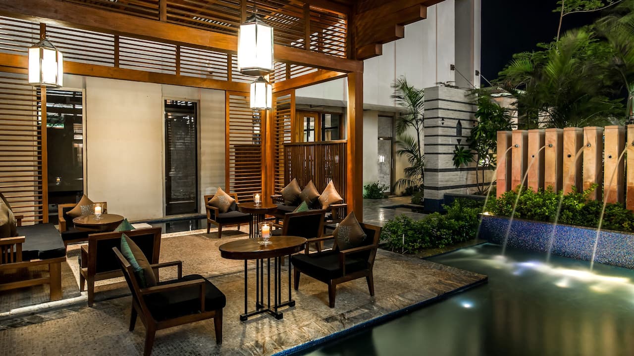 Hyatt Ahmedabad, Chocolart Outer Deck