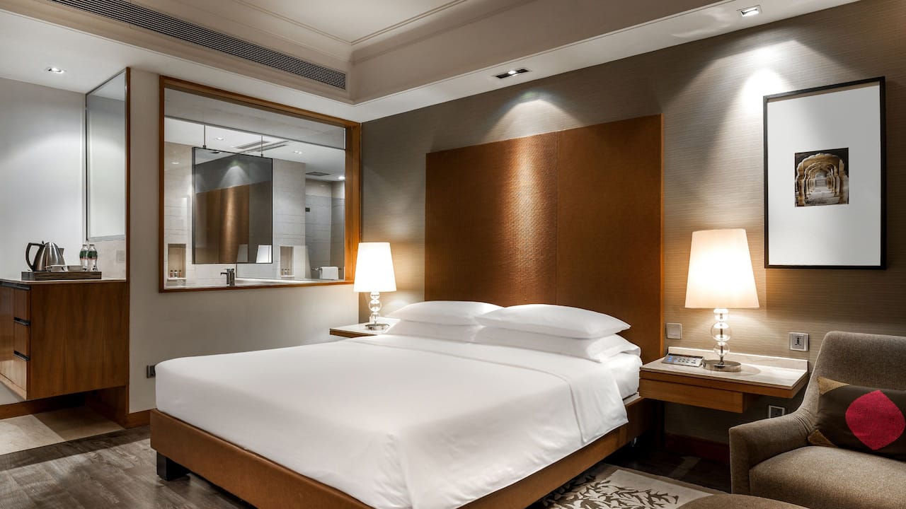 Luxury Rooms and Accommodation in Ahmedabad at Hyatt Ahmedabad