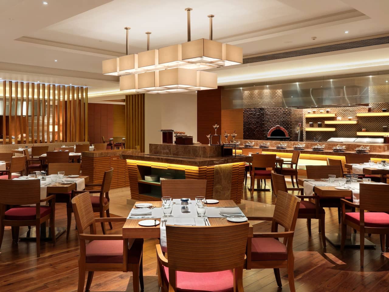 Best 5 Star Restaurant Lounge Bar In Pune Hyatt Pune