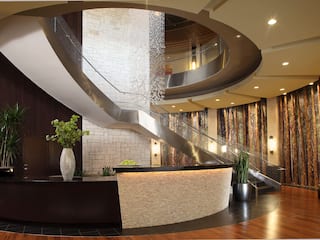 Hyatt Centric The Woodlands R Front Desk